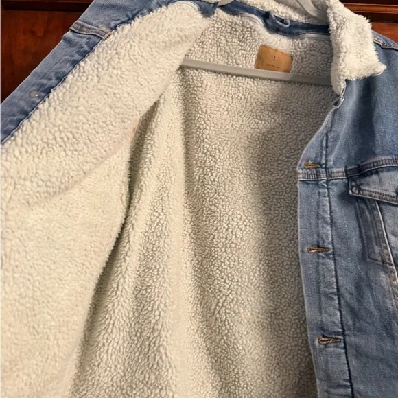 Taylor Swift 1989 Light Blue Denim Jacket with Sherpa Lining - Picture 5 of 5